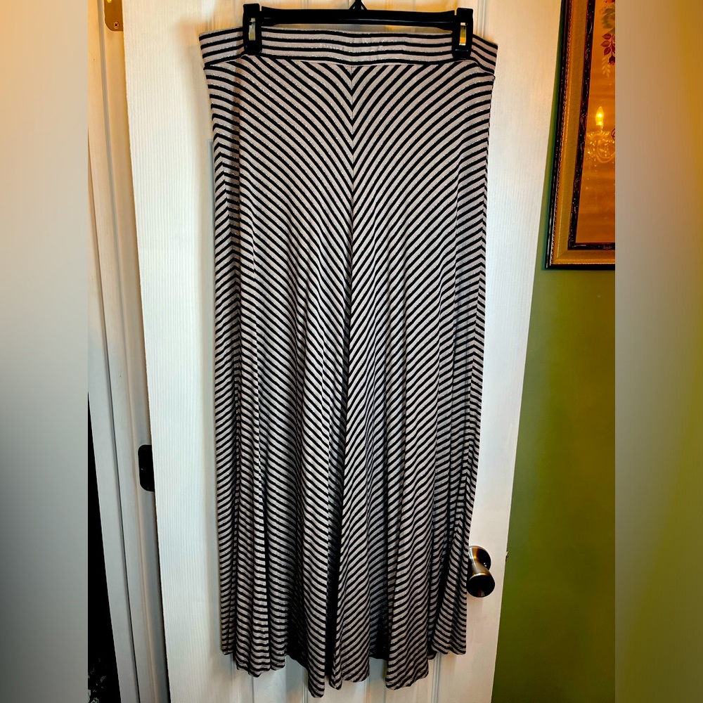 INC International Concepts stretch maxi skirt size Large